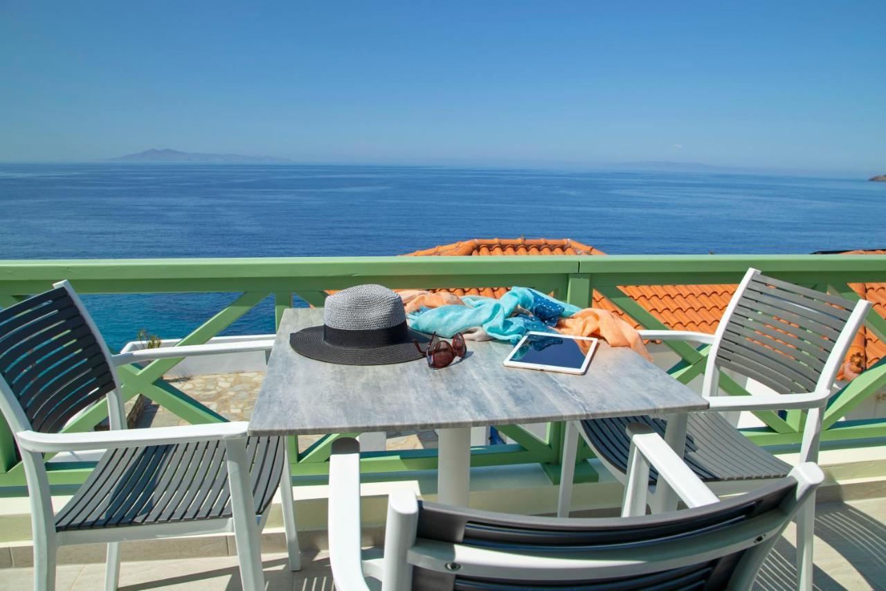 Corali Suites Andros Batsi  Bagian luar foto