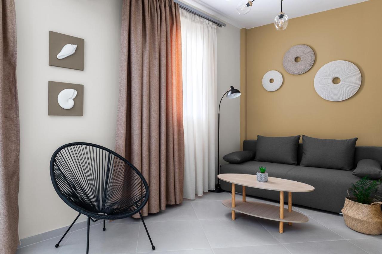 Corali Suites Andros Batsi  Bagian luar foto