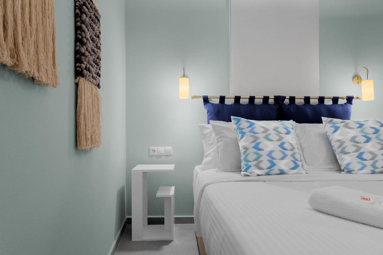 Corali Suites Andros Batsi  Bagian luar foto