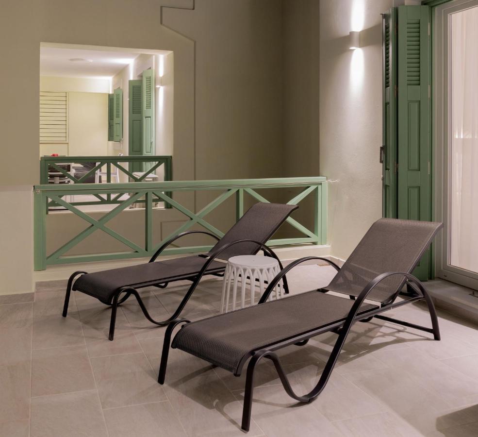 Corali Suites Andros Batsi  Bagian luar foto